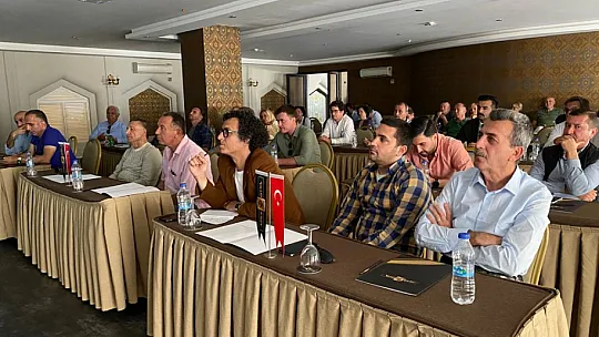 İyi Parti Adayı Tosun: Turizmciler Yalnız Bırakıldı