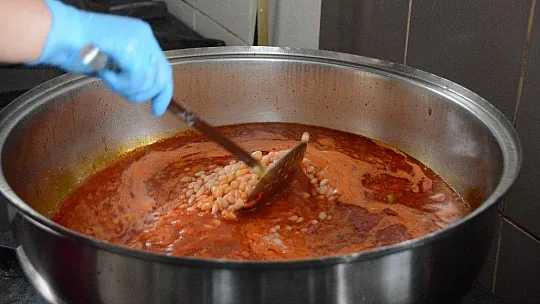 Menteşe'de Kazanlar 35 Bin Kişi İçin Kaynadı