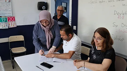Ülke Genelinde Oy Verme İşlemi Başladı