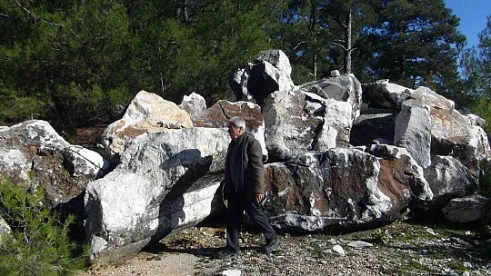 2 BİN 500 YILIK MERMER OCAKLARI BULUNDU