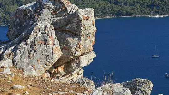 2 bin 600 yıllık tarihi tapınak gün yüzüne çıkıyor