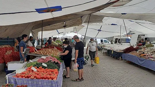 Pazar sakin geçti