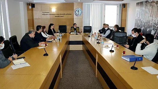 FTSO'daki toplantıda gümrükleme süreçleri ele alındı