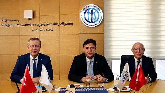 BAŞKAN KARACA FTSO'YU ZİYARET EDEREK BAŞKAN ÇIRALI VE YENİ FTSO YÖNETİMİNİ TEBRİK ETTİ