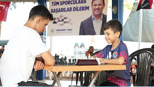 Güllük 14. Yıldırım Satranç Turnuvası sona erdi