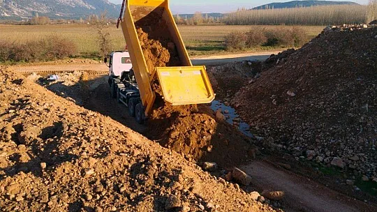 221 futbol sahasına eş değer hafriyat bertaraf edildi
