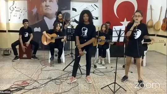 Muğla İl Milli Eğitim Müdürlüğü Çevrimiçi Şarkı Yarışması düzenledi