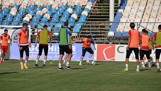 Fethiyespor-İçel İdmanyurdu karşılaşması için Mersin'de