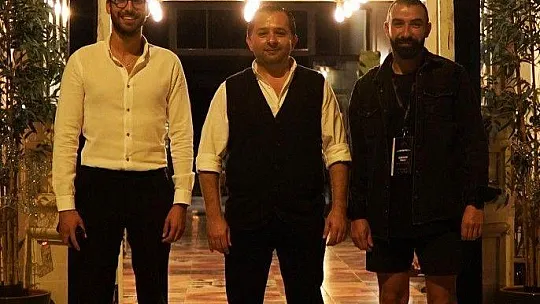 Bu yaz, Barbunn'da yıldızlar geçidi vardı