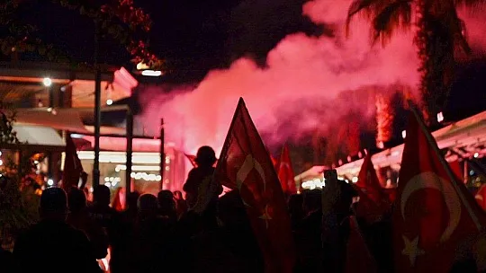 Cumhuriyet Yürüyüşüne yoğun katılım