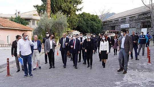Vali Tavlı Ortaca'da