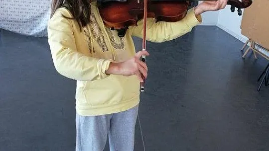 Çameli'nde keman ve piyano kursu
