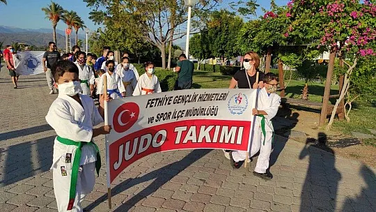 Amatör Spor Haftası Kortej Yürüyüşü ile başladı