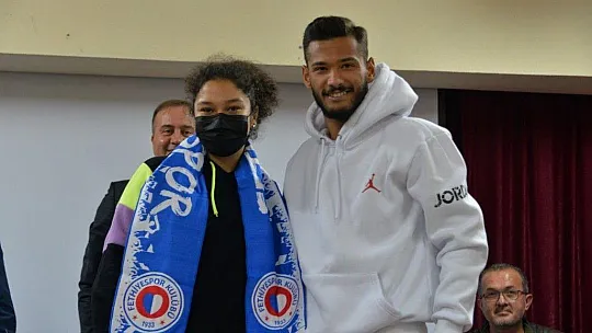 Fethiyespor'dan Ömer Özyer Anadolu Öğretmen Lisesi'ne Ziyaret