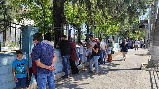 Fethiye'de Bursluluk Sınavı Heyecanı Yaşandı