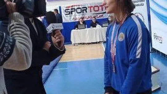 Köyceğiz'in Gururu Selvi İlyasoğlu