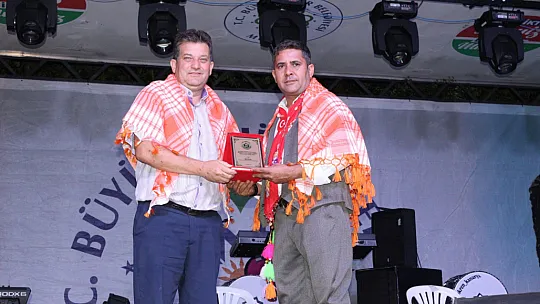 Şaban Gürsoy Yörük Oyunları Şenliğine Damga Vurdu