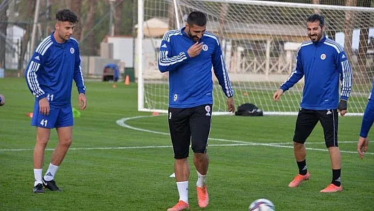 Fethiyespor 2022'nin ilk antrenmanını gerçekleştirdi