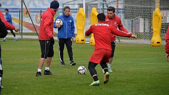Fethiyespor antrenmanlara devam ediyor