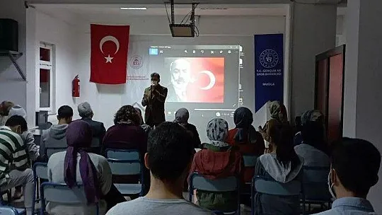 Mehmet Akif Ersoy'u unutmadılar