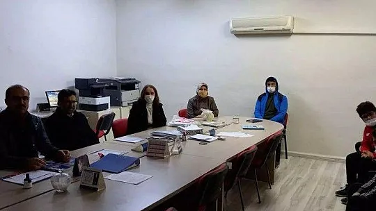 Müftülükten öğrencilere hediye