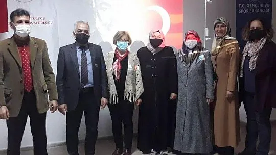 Mehmet Akif Ersoy'u unutmadılar