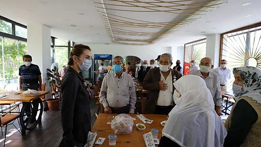 Seydikemer'de Gaziler Günü nedeniyle yemek düzenlendi