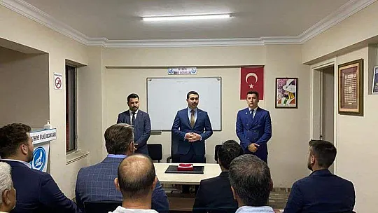 FETHİYE ÜLKÜ OCAKLARINDA BAYRAK DEĞİŞİMİ