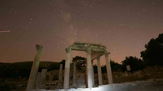 Stratonikeia Antik Kentinde Meteor Yağmuru Şöleni