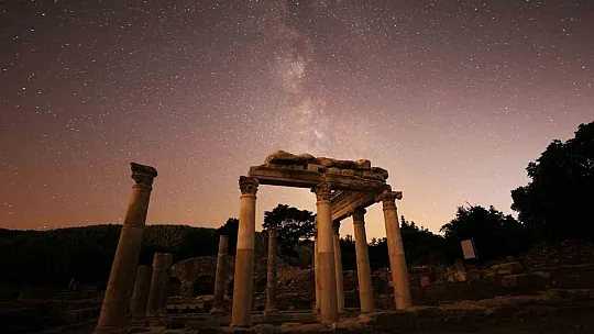 Stratonikeia Antik Kentinde Meteor Yağmuru Şöleni