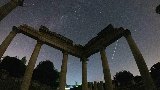 Stratonikeia Antik Kentinde Meteor Yağmuru Şöleni