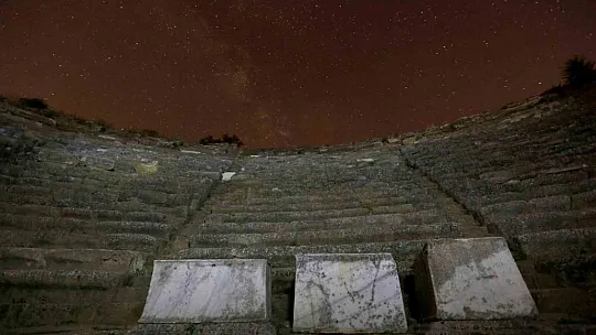 Stratonikeia Antik Kentinde Meteor Yağmuru Şöleni