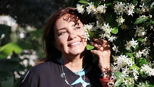 3 kez kanseri yenen Bahar Öztan Bodrum'a yerleşti