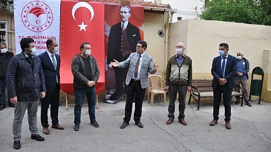 30 çiftçiye yüzde 75'i hibe destekli yem bitkisi dağıtıldı