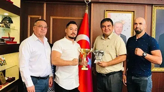 ŞAMPİYON ALCU, KAYMAKAM BALCI'YI ZİYARET ETTİ