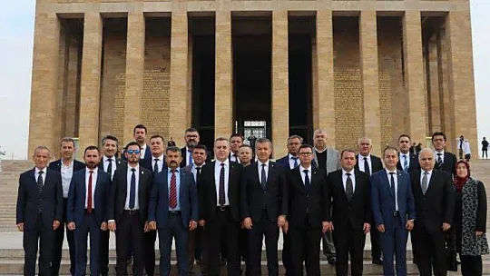 FTSO'DAN ANITKABİR ZİYARETİ