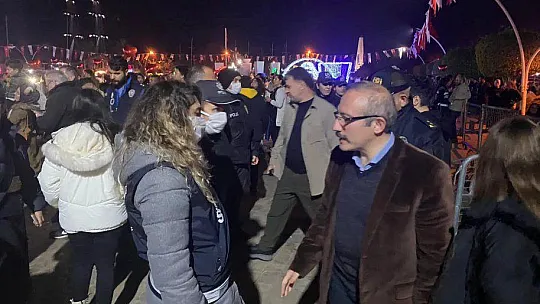 YILBAŞI GECESİNDE KAYMAKAM KARAMANIN AYAK BASMADIĞI YER KALMADI