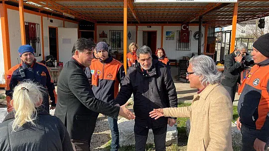 KARACA, AFET GÖNÜLLÜLERİ İLE BİR ARAYA GELDİ