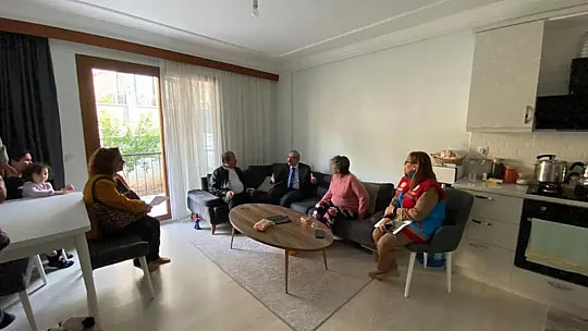 KAYMAKAM KARAMAN'DAN HANE ZİYARETLERİ