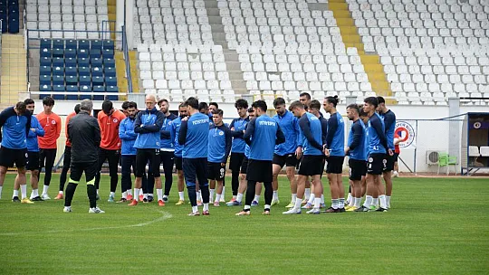 ŞİMŞEKLER LİDERİ AĞIRLAYACAK