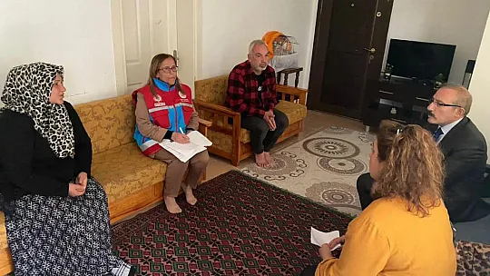 KAYMAKAM KARAMAN'DAN HANE ZİYARETLERİ
