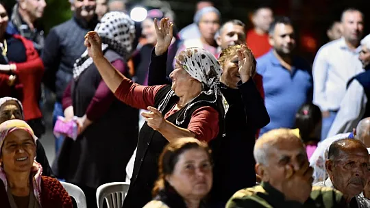 Nif Kiraz Festivali Coşkulu Geçti