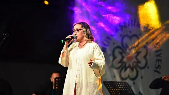 Nif Kiraz Festivali Coşkulu Geçti