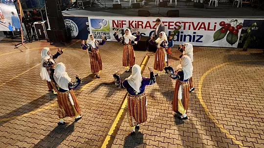 Nif Kiraz Festivali Coşkulu Geçti