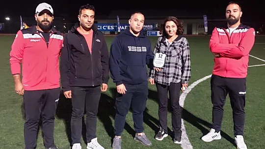 Boksör Alcu'dan FGSK'ye Ziyaret