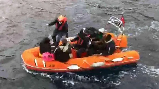 37 düzensiz göçmen kurtarıldı