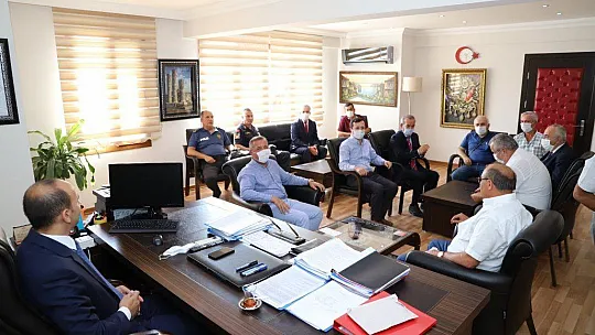 SEYDİKEMER KAYMAKAMI GÜNERİ'YE SORUNLARI ANLATTILAR