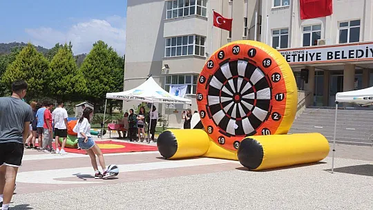'Ortak Okul Projesi' Fen Lisesi Öğrencilerini Bir Araya Getirdi