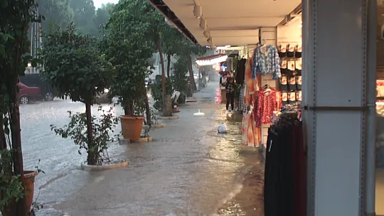 Temizlenmeyen logarlar taşkınlara neden oldu