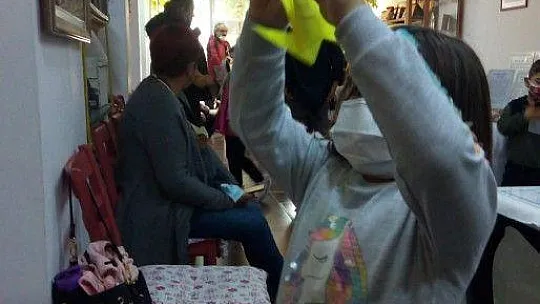 Oyuncaklarını Sergiledi